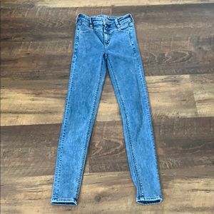 American eagle high waisted jeans